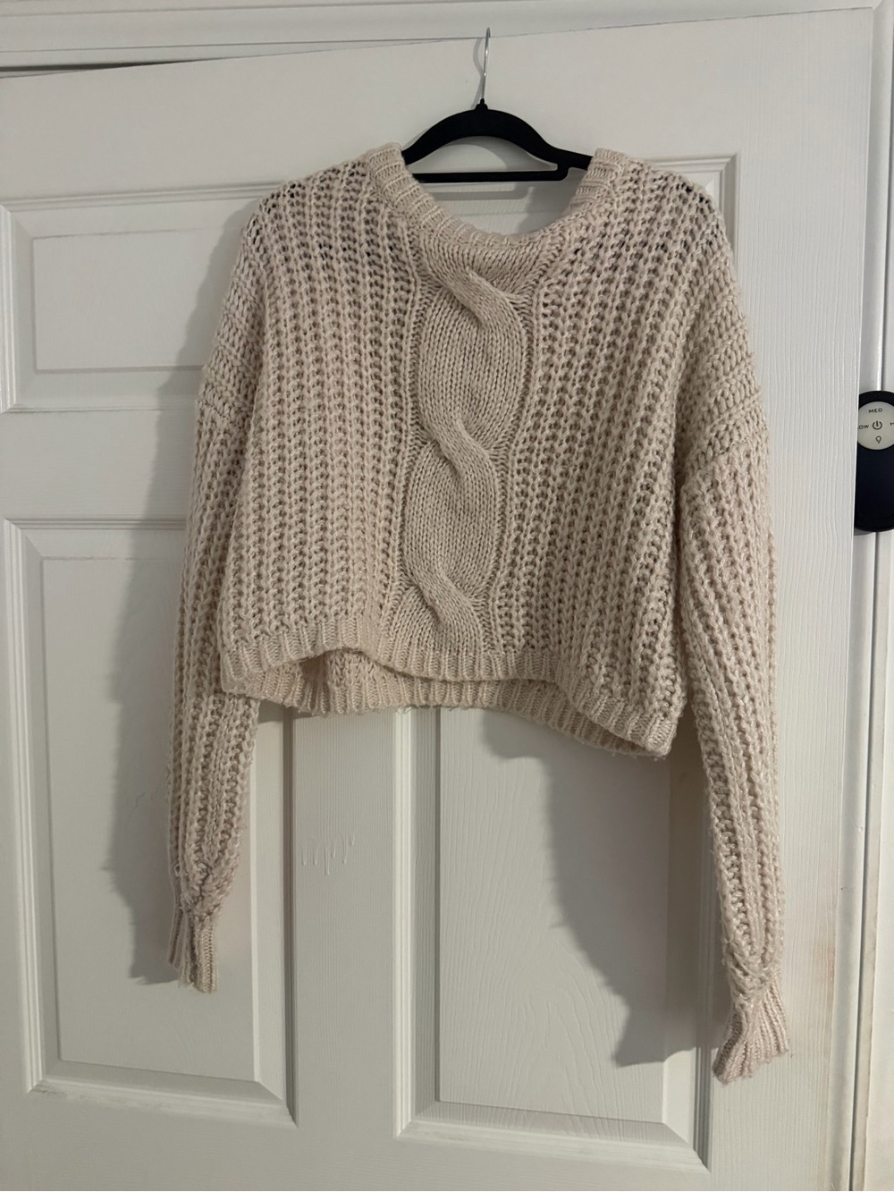 Garage Cream Cable-Knit Cropped Crewneck Sweater